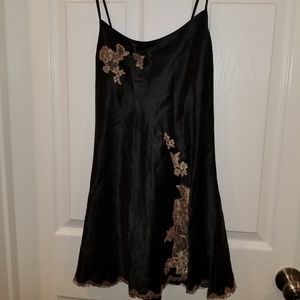 NWT Victoria Secret Slip